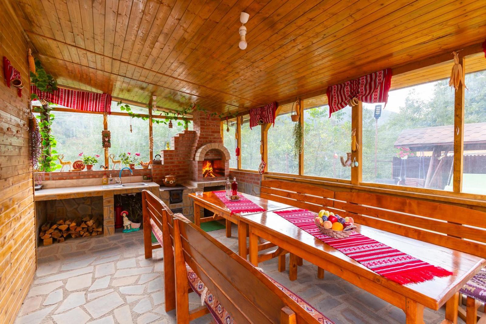 Casa Vio Vendégház Nehoiu Kültér fotó