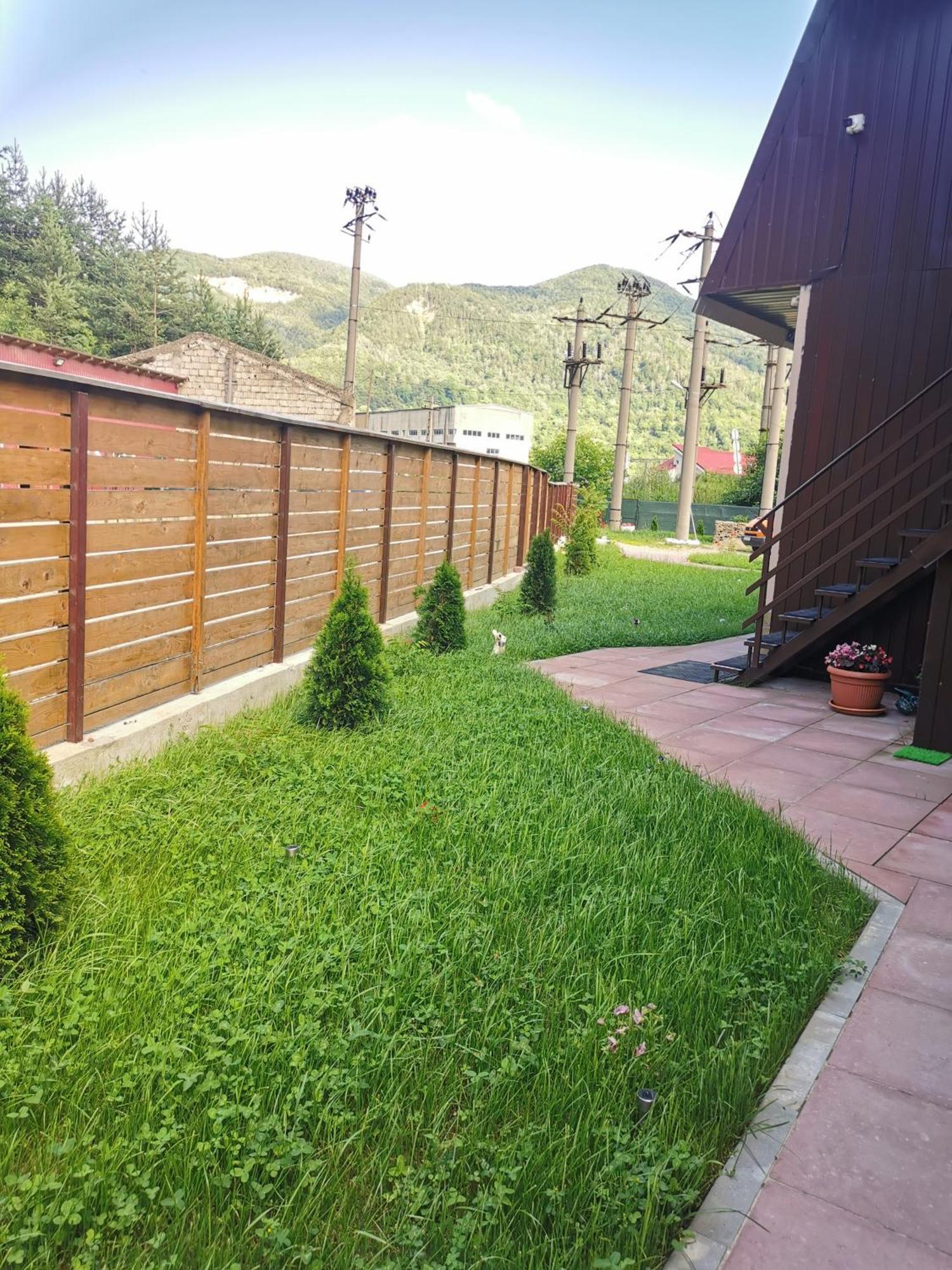 Casa Vio Vendégház Nehoiu Kültér fotó